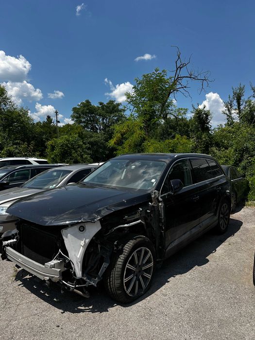 Audi Q7 2017 на части