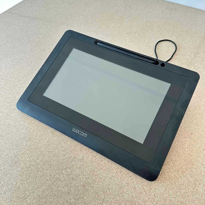 Графичен таблет за електронен подпис 10" WACOM DTU-1031X с писалка