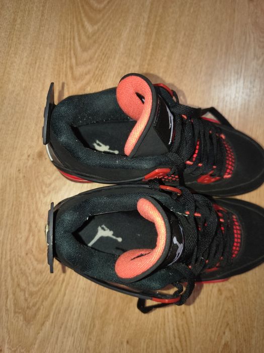 air Jordan 4 Retro Red Thunder