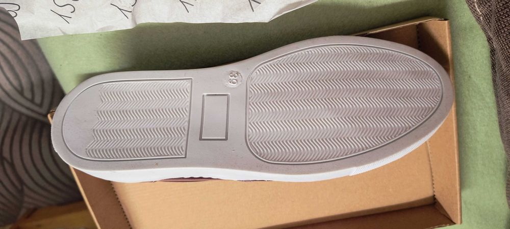 Дамски кецове естествена кожа