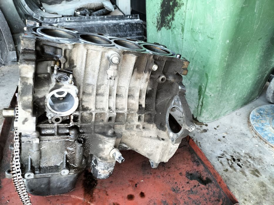 Оборудван блок Toyota Corolla 1.6 VVT-I/ Тойота Корола 1.6 бензин Код: 3ZZ