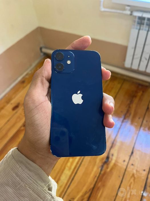 Iphone 12 mini xama joyi radnoy ochilmagan ozginda chaqa chuqalari bor