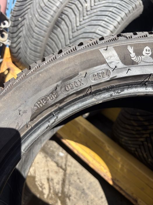 245 40 R18 Michelin