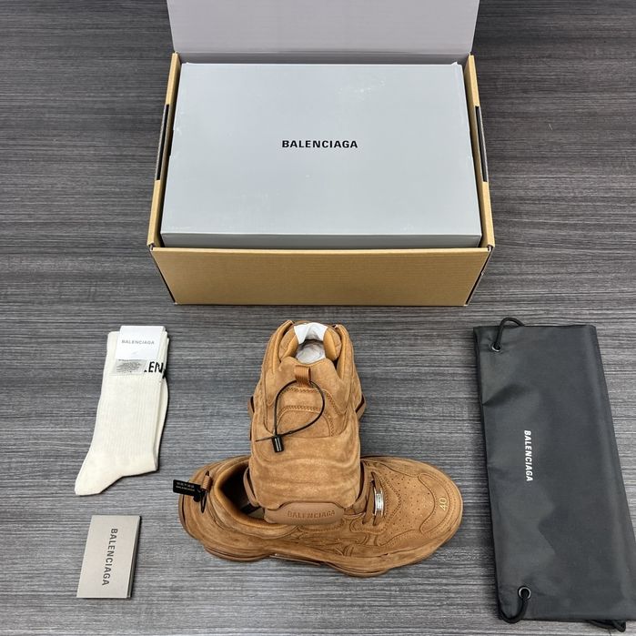 Adidasi Balenciaga Triple S suede, piele naturala, marimea 37