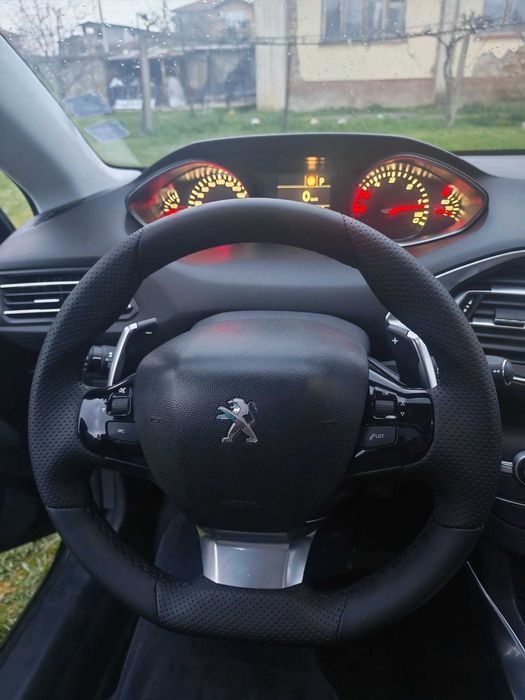 Peugeot 308 1.5 HDI *ПАНОРАМА*