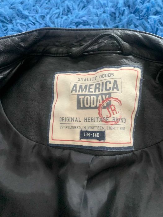 Кожено яке за момиче