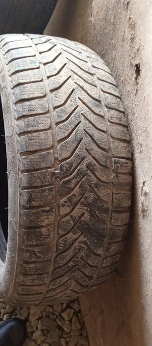 Продам 2летних, 2всесезоных баллона