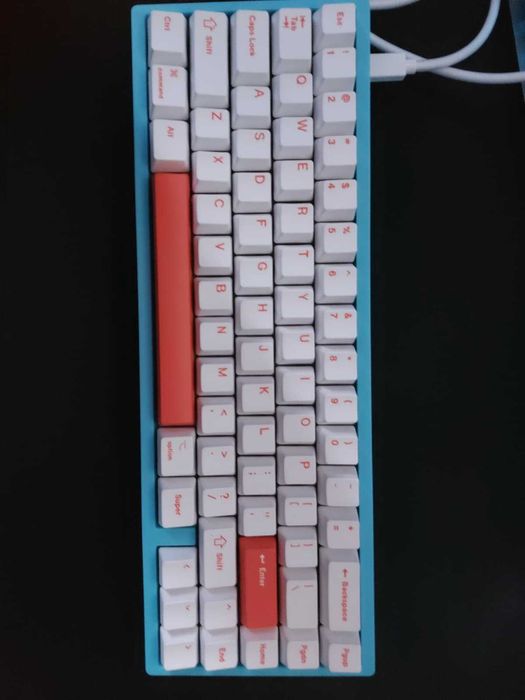 Tastatura mecanica custom build