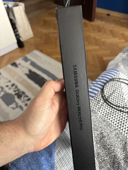 Samsung Galaxy Watch5 Pro 45mm LTE SM-R925F – кутия, зарядно, отличен