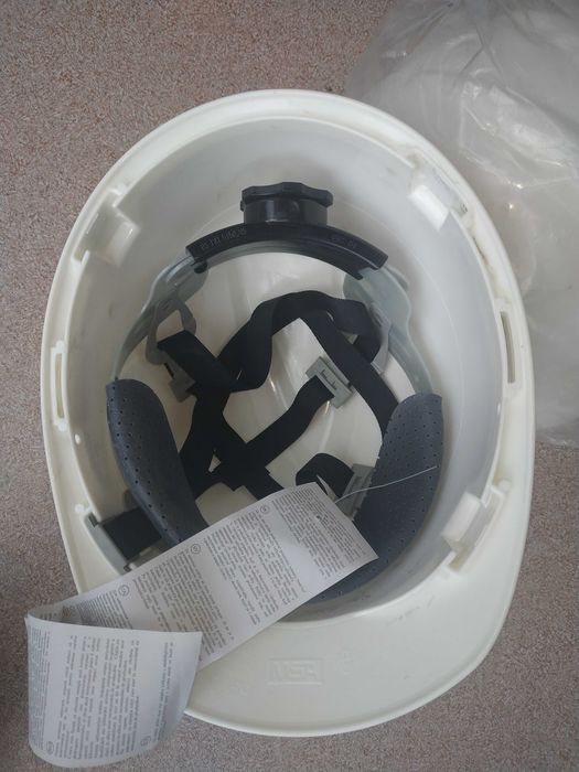 Каска защитная msa