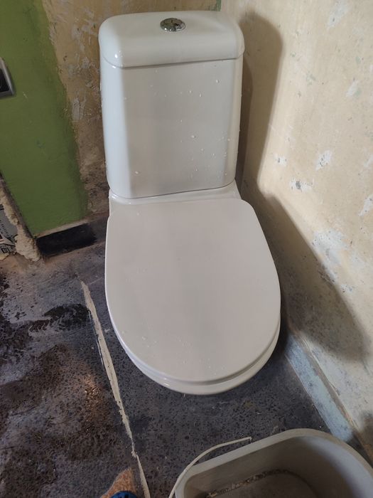 Моноблок ЕСЕ с долно оттичане