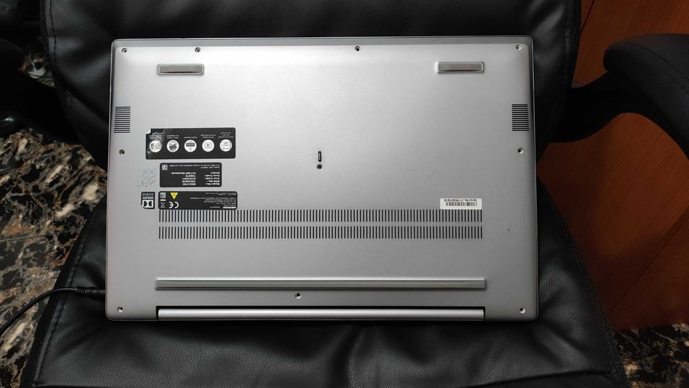 Dezmembrez Medion Akoya S17404 Intel i5-10210U