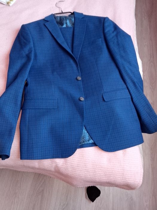 Кастюм.  шалбар сатылады