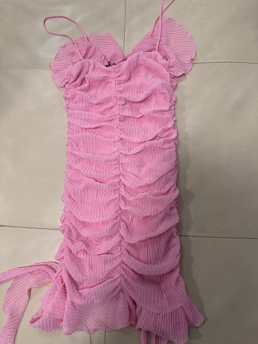 Чисто нова рокля ZARA