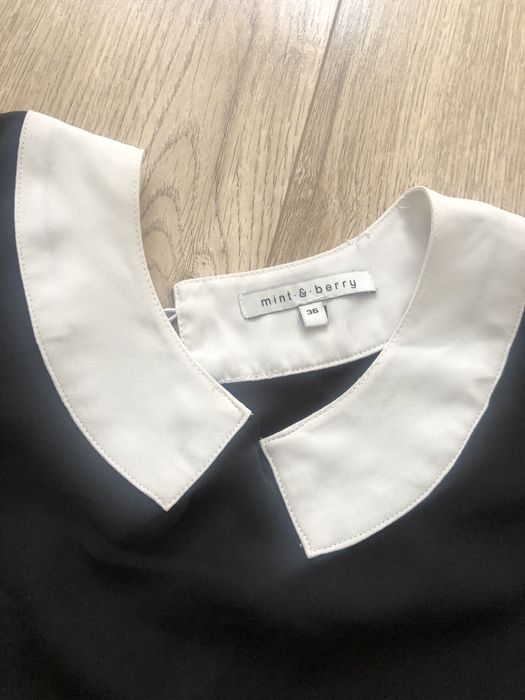 Bluza cu guler alb, marimea 36