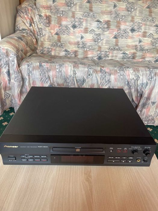 compact disc recorder Pionner PDR-V500