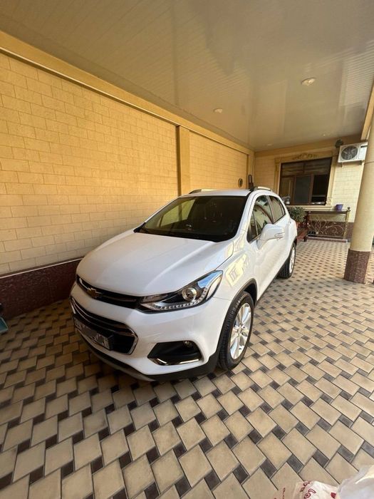 Продается Chevrolet Tracker premier 2019