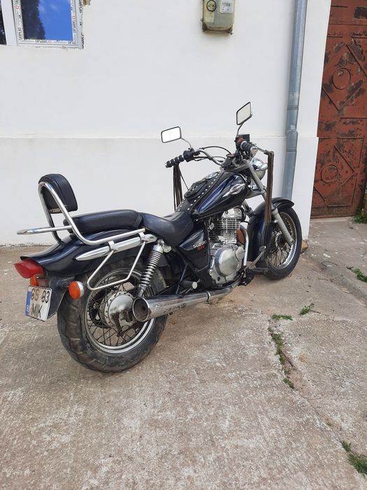 motocicleta suzuki gz 250cc