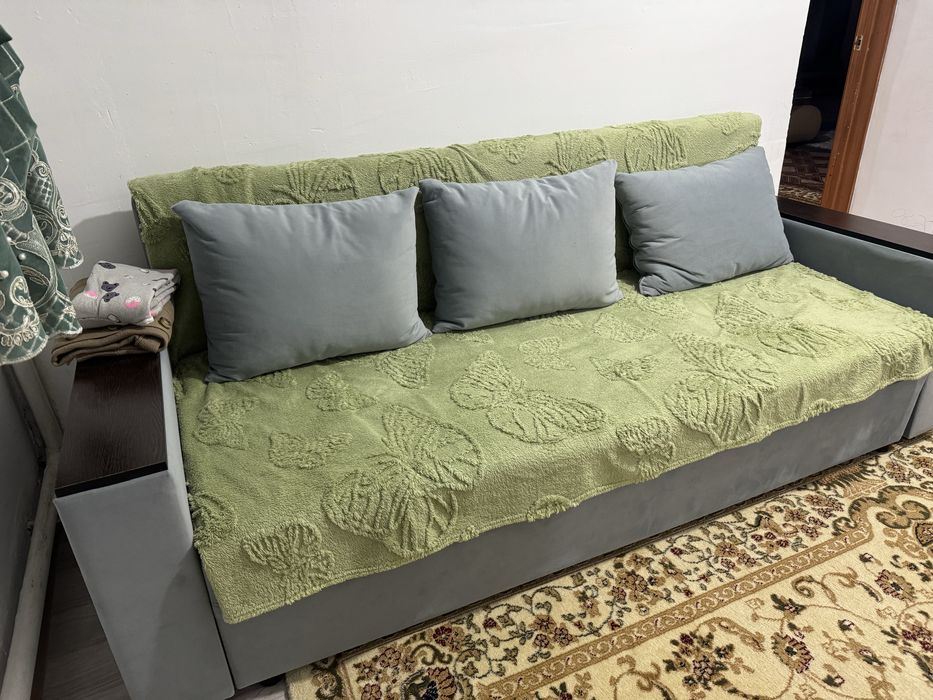 Диван для гостиной