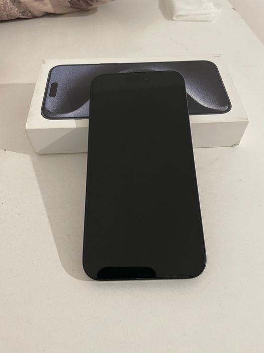 Продам Айфон 15 pro max