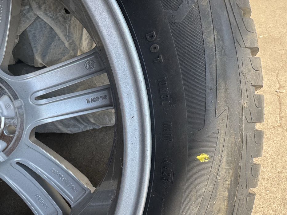 235/55-18 4бр Goodyear ultra grip. Dot 4423