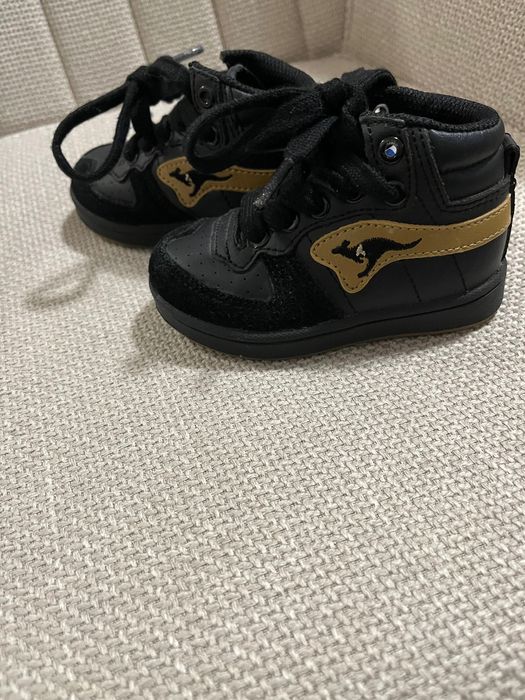 Боти на марката KangaROOS