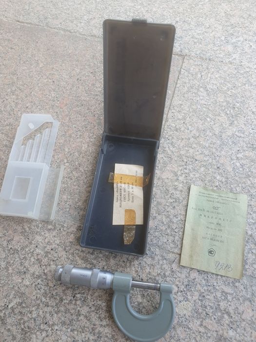 Micrometru 0-25 mm rusesc fabricatie 1981 URSS