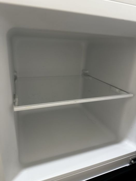 Холодильник AVA ARF-142LN