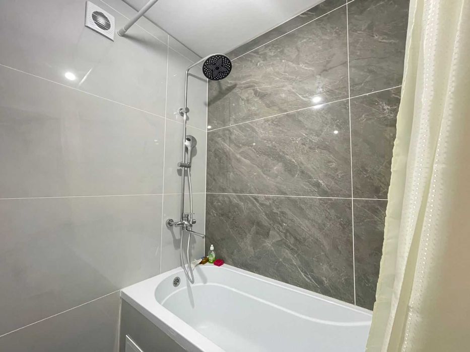 Продам 3-комн. в 19 мкр