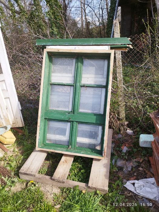 Стара дървена  дограма