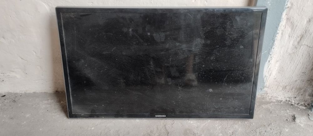 Телевизор Samsung на запчасти