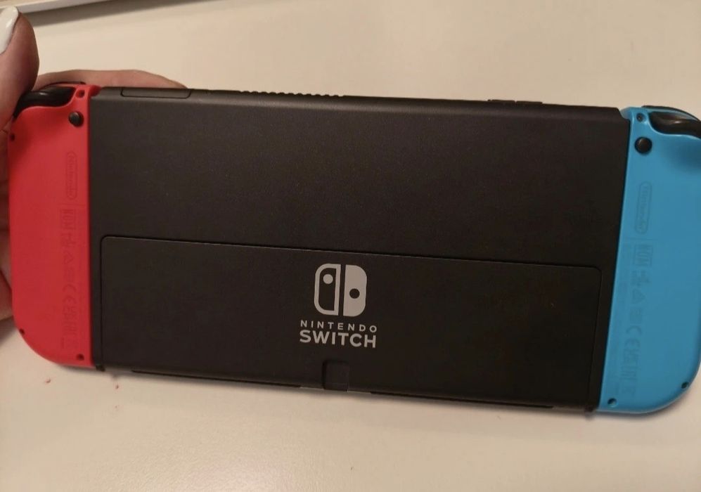Nintendo Switch Oled, garantie si Nintendo Sports