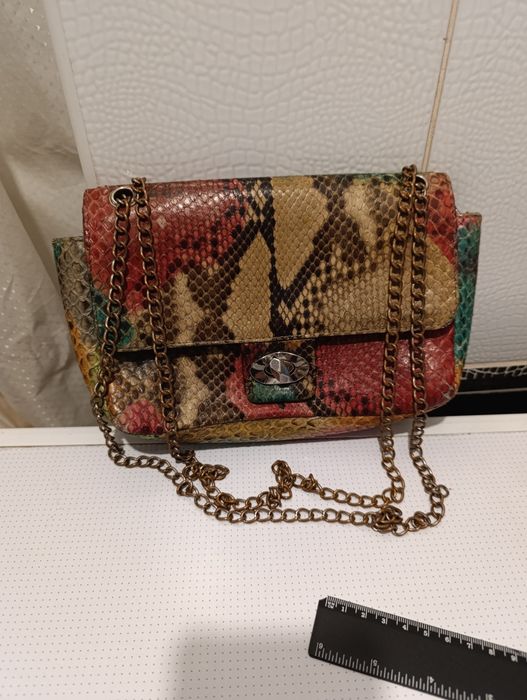 Сумка из кожи питона. Индонезия.