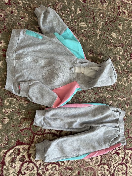 Продаю детские вещи