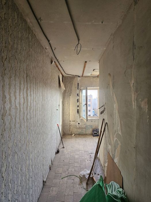 Срочно сотилади Сергели 5. 2/9/9 2×6 балкон без ремонт торец мактаб бо