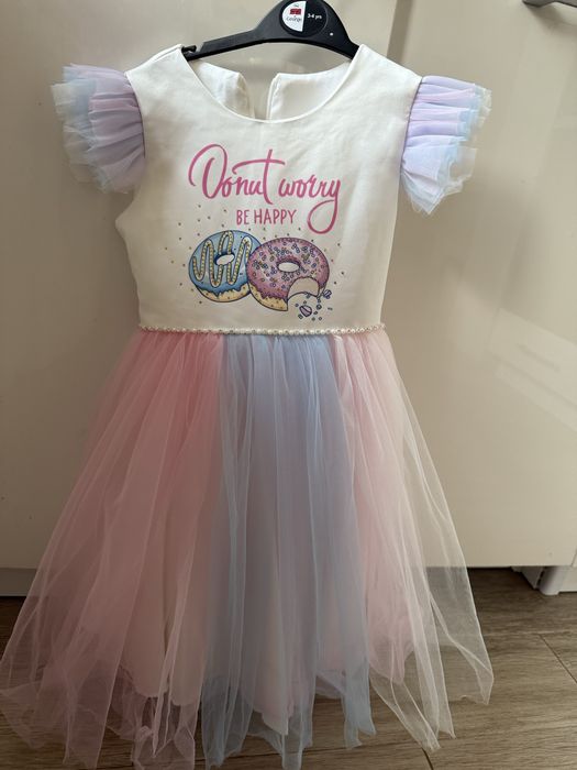 Детска рокля за повод