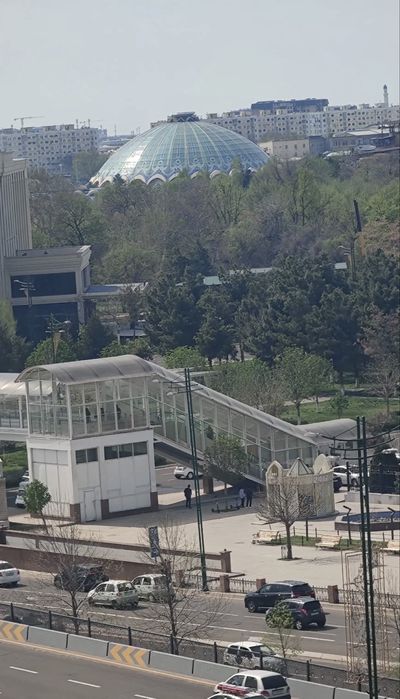 Ганга метро Гафур Гулям 2х комнатная