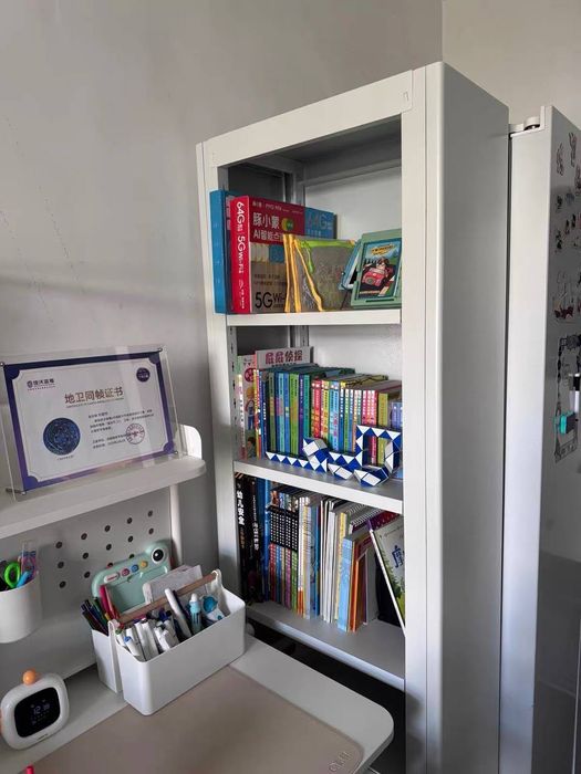 Полки для книг прочные | Mustahkam kitob tokchalari/ книжный шкаф