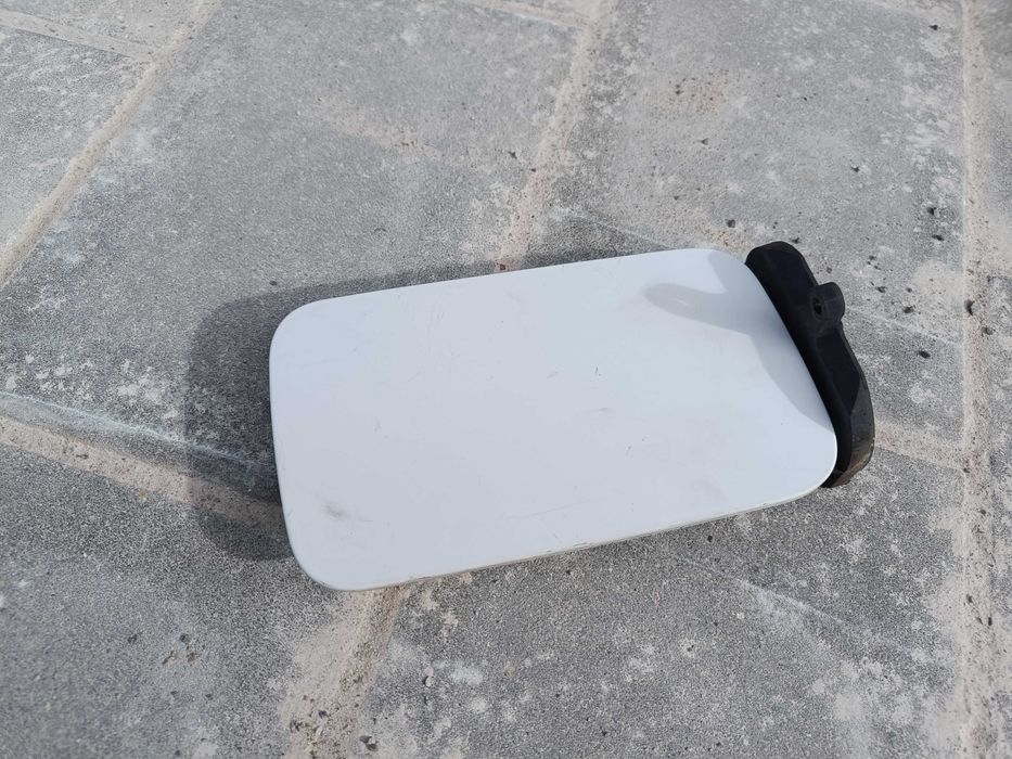 Вратичка за капачка на резервоар на Ситроен Ксантия Citroen Xantia