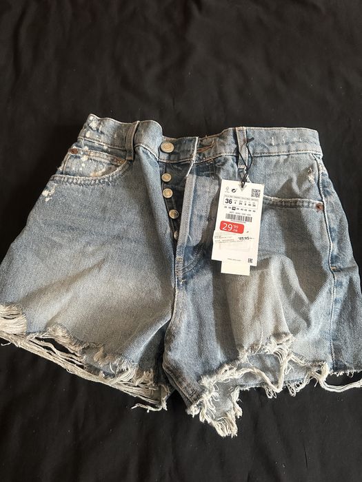 Къси дънки нови и носени