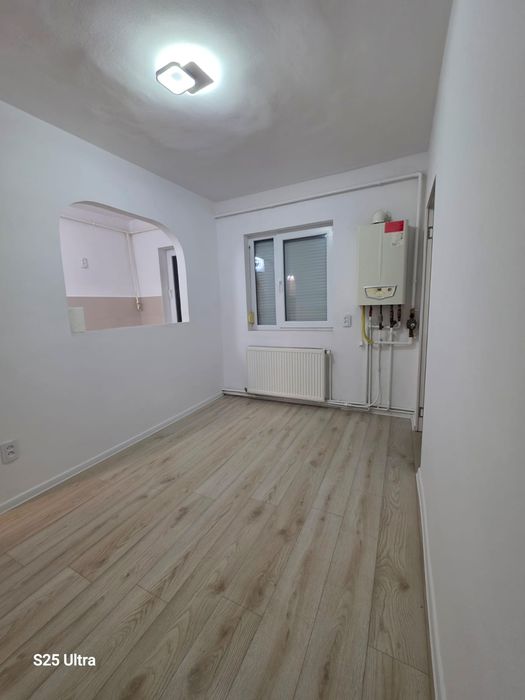 3 camere, etaj 4, complet renovat, micro 9, Avram Iancu