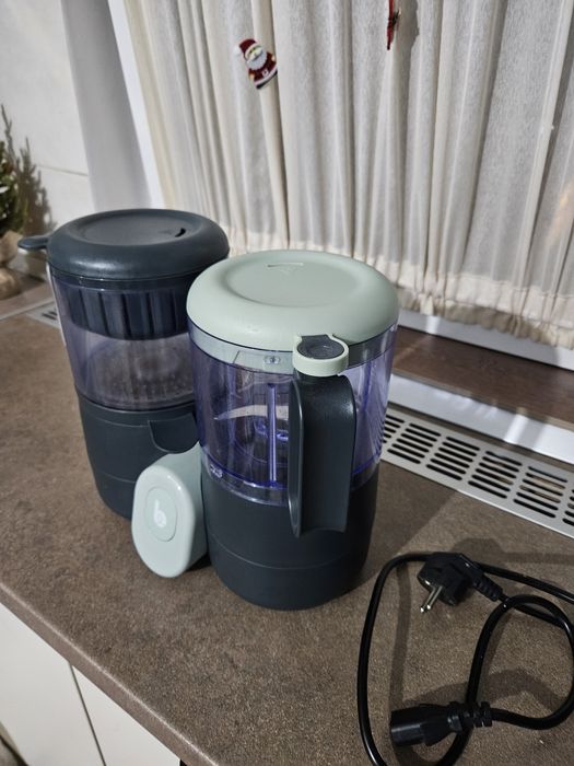 Robot de gatit bebelusi