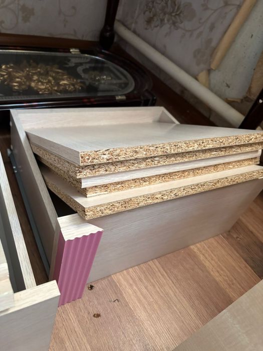 Три шкафа, комод и журнальный стол и т.д