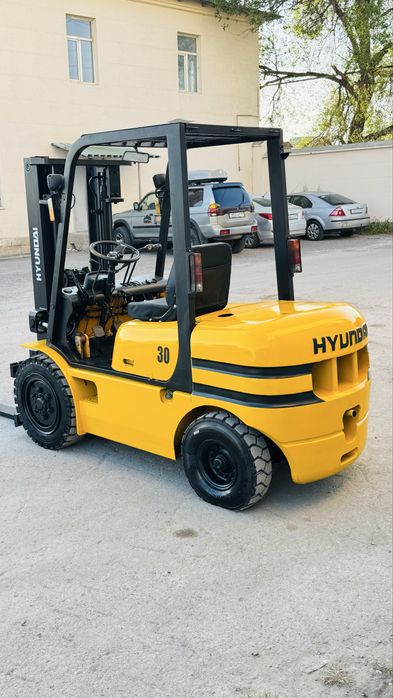 Вилочный погрузчик кара автокара