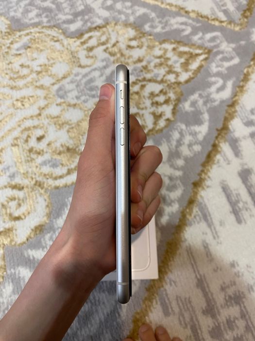 Айфон 11 IPhone 11