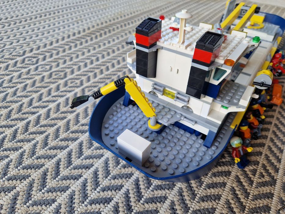 Navă de explorare a oceanului LEGO® City (60266)