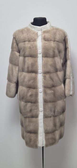 Норкавая шуба с питоном