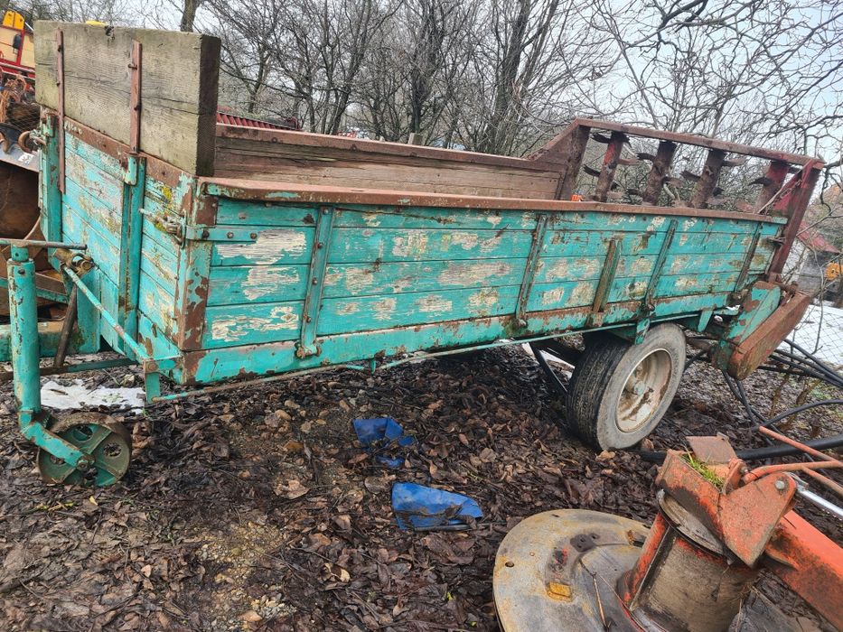 Mig,remorca de imprastiat gunoi de 4 tone