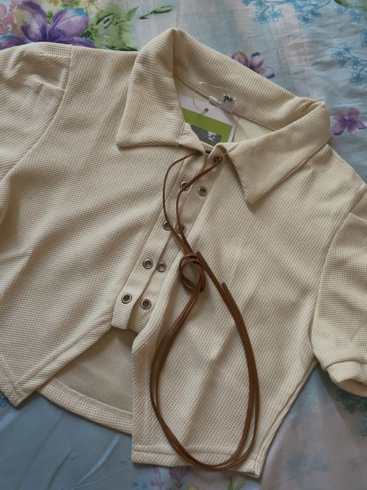 Футболка рубашка топ укороченая