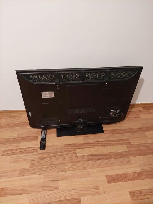 Televizor LCD display.